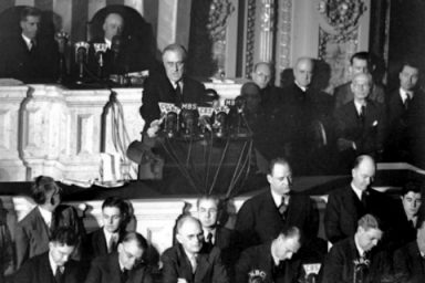 small image of the President speaking to to Congress.